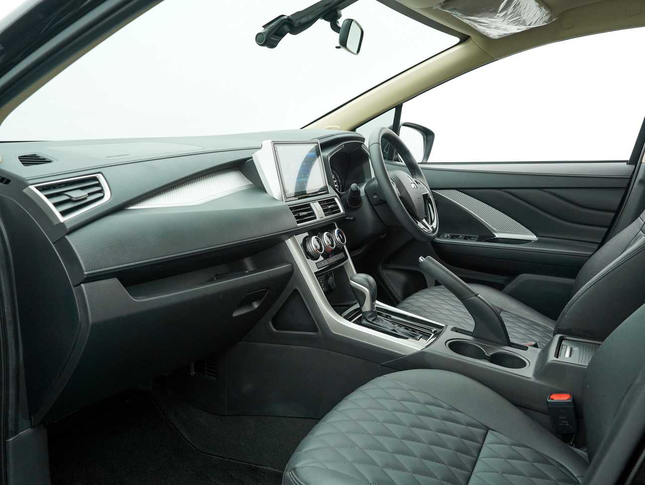 used 2022 Mitsubishi Xpander  1.5