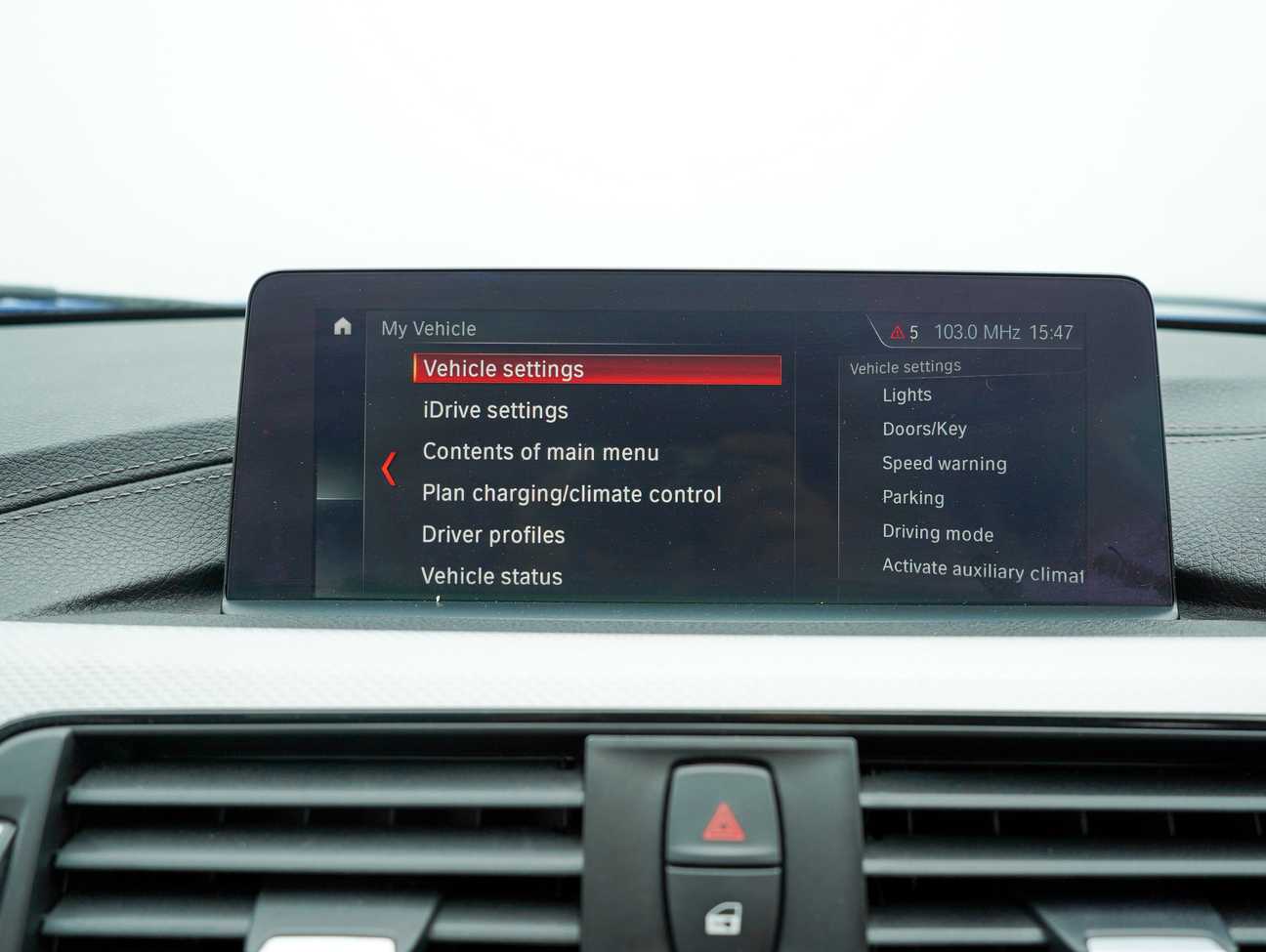 used 2018 BMW 330e M Sport 2.0