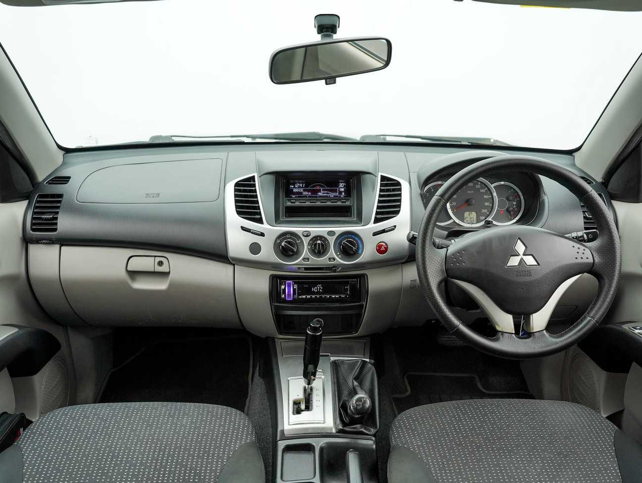 used 2013 Mitsubishi TRITON L200 4WD DOUBLE CAB 2.5