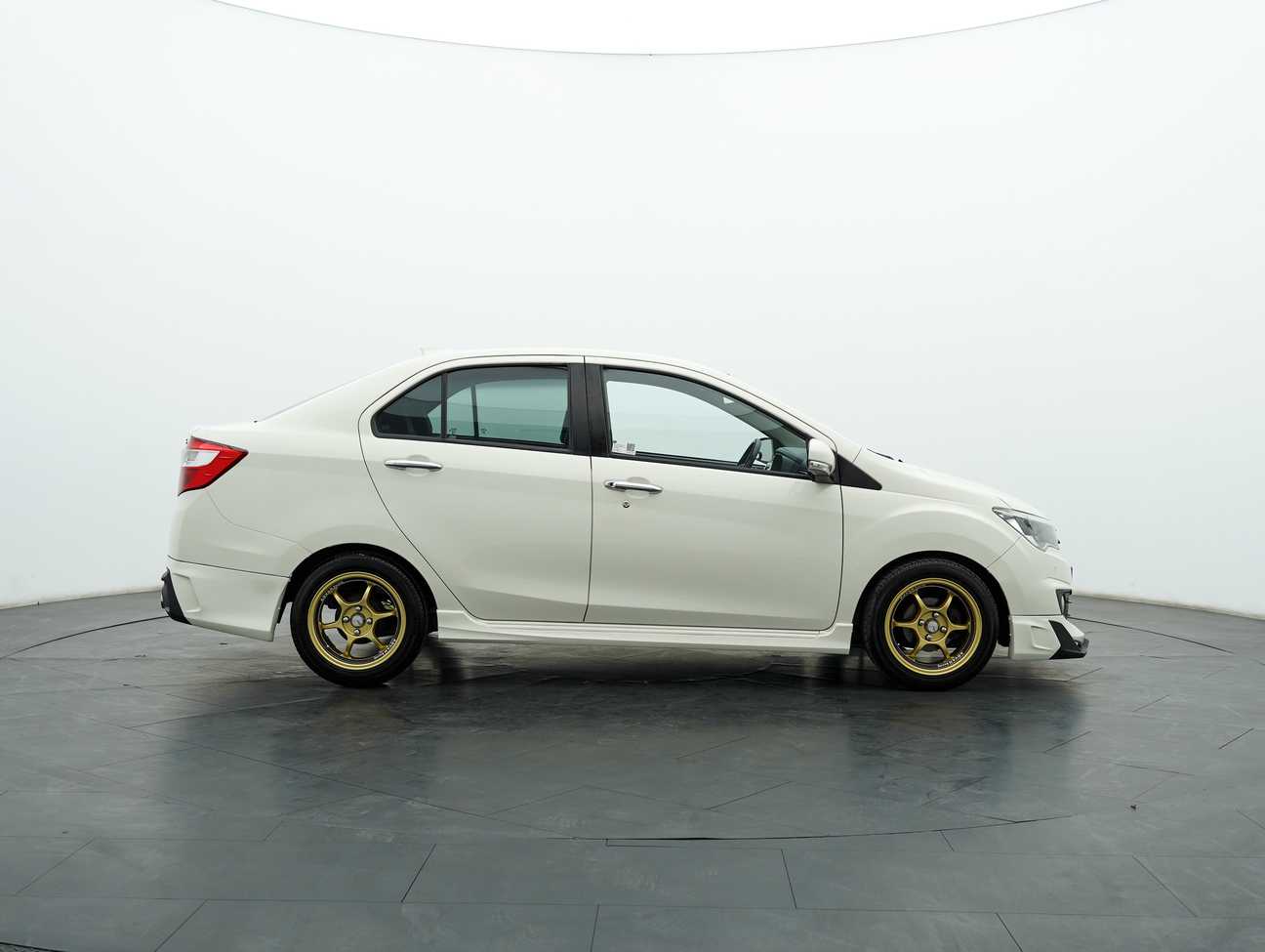 used 2017 Perodua Bezza Advance 1.3