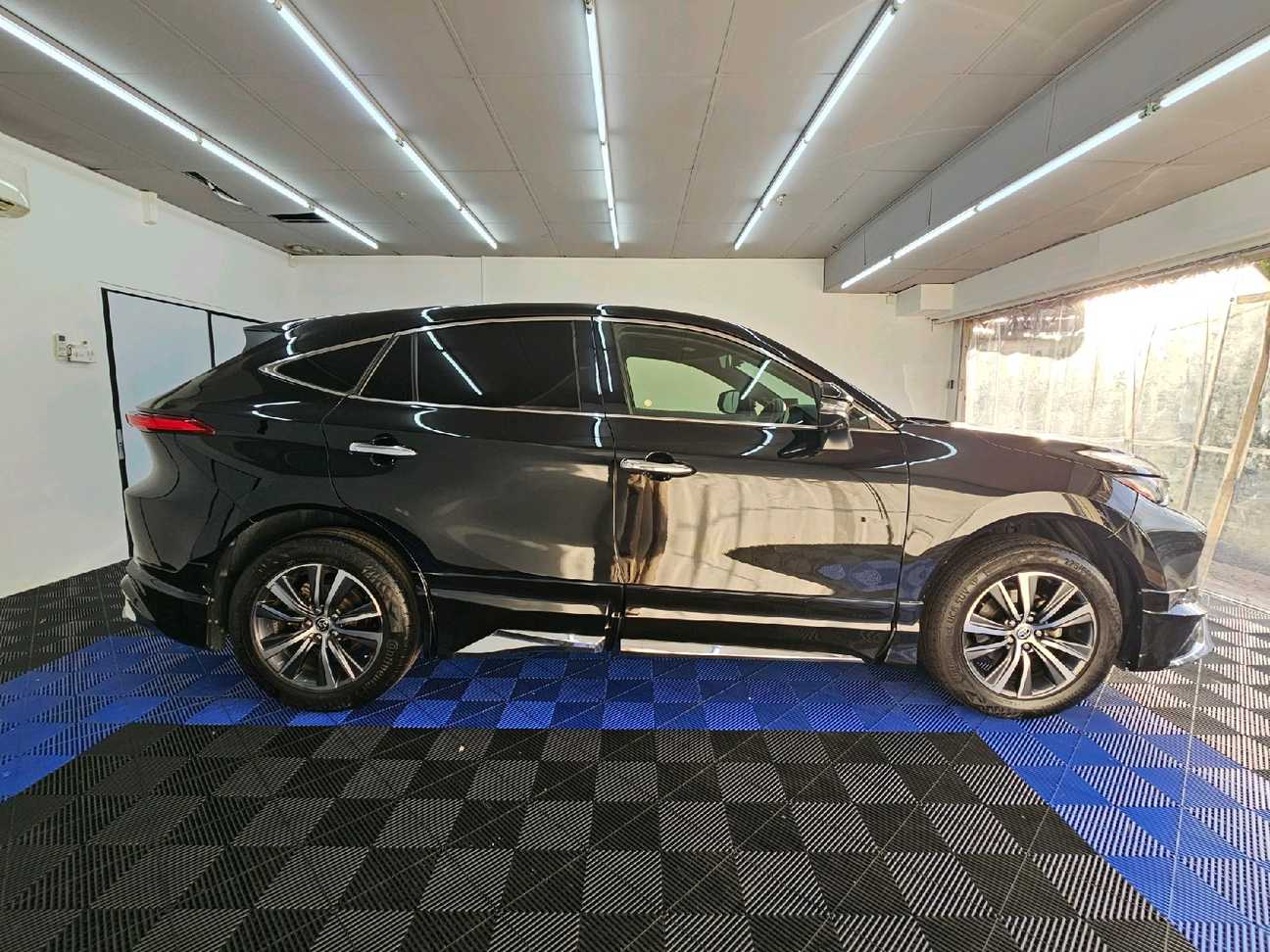 used 2020 Toyota Harrier  2.0