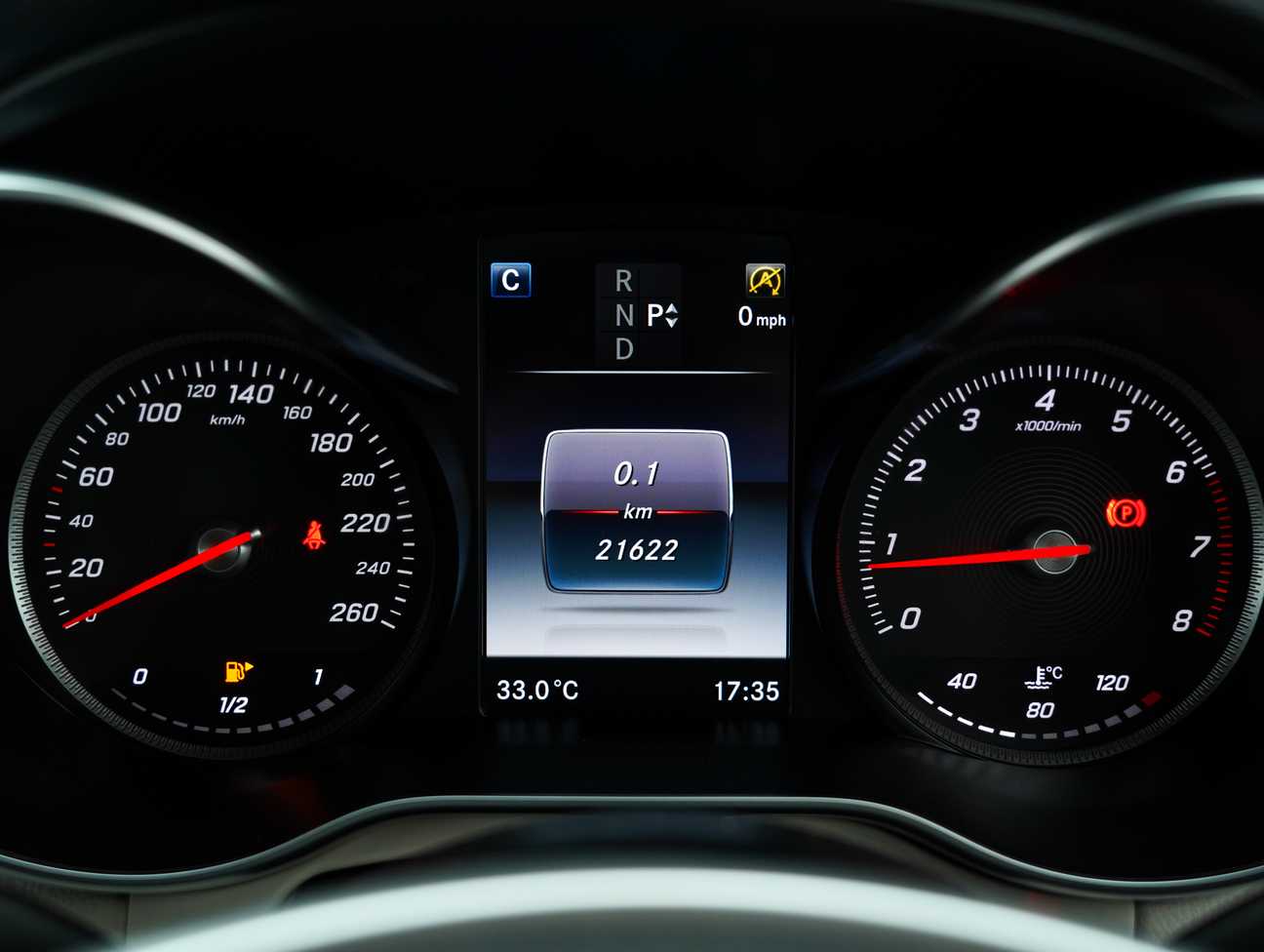 used 2016 Mercedes-Benz C 200 COUPE AMG LINE (CBU) 2.0