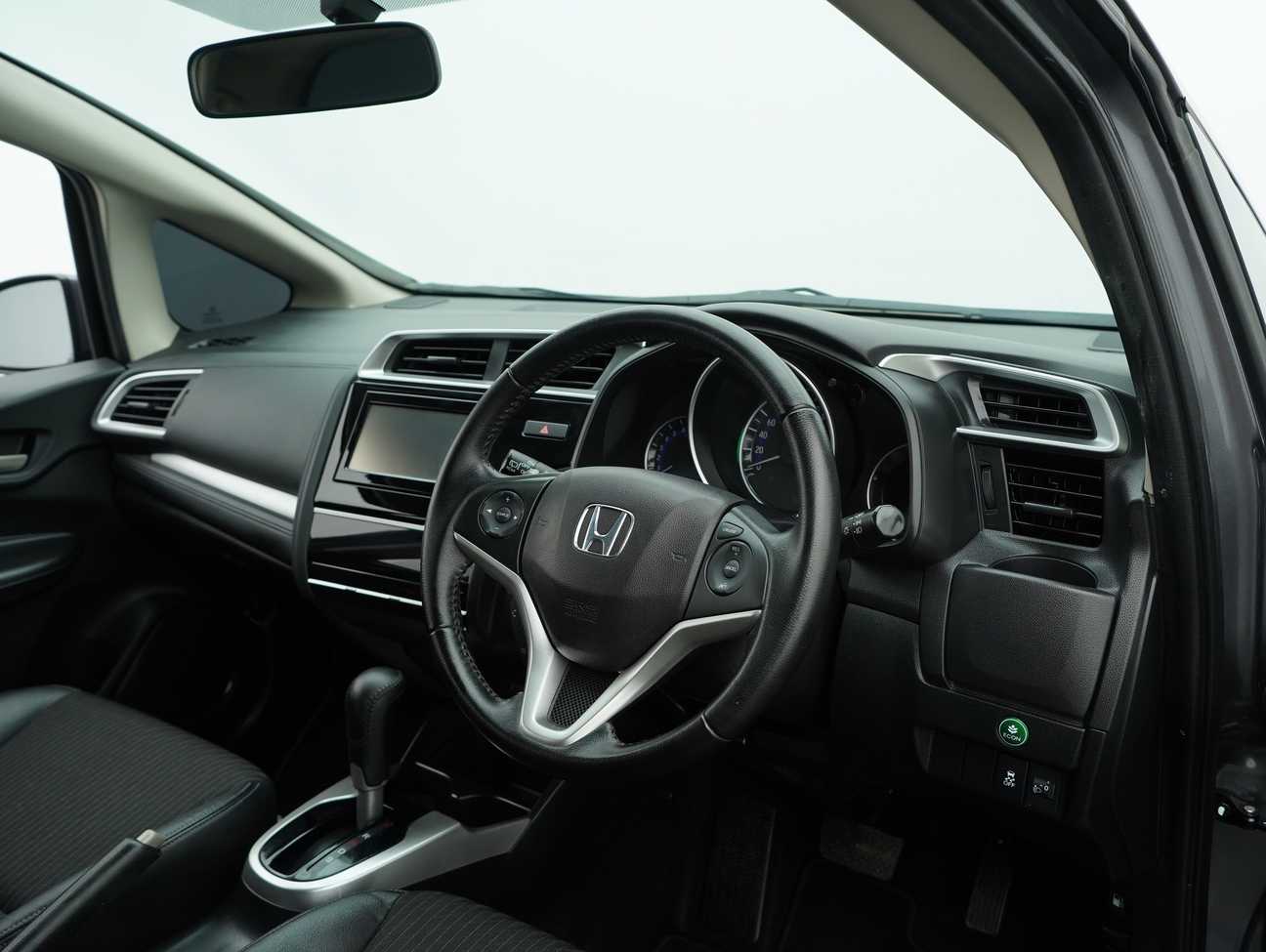 used 2021 Honda Jazz V 1.5