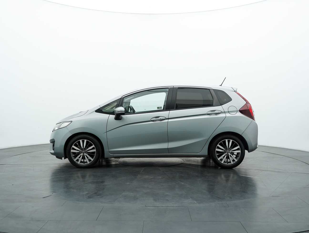 used 2015 Honda Jazz V i-VTEC 1.5