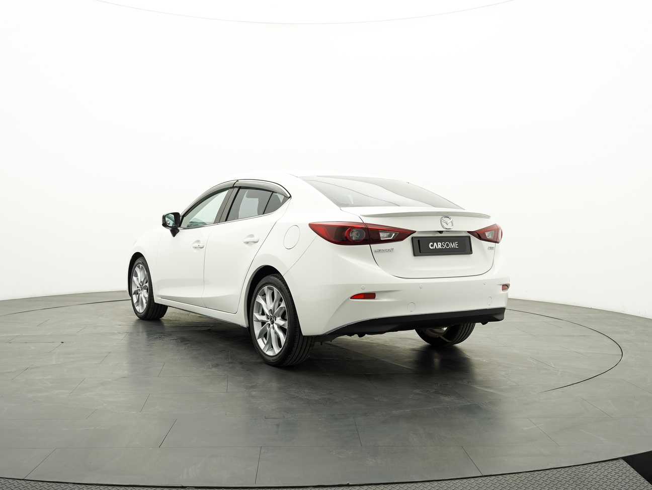 terpakai 2017 Mazda 3 SKYACTIV-G High 2.0