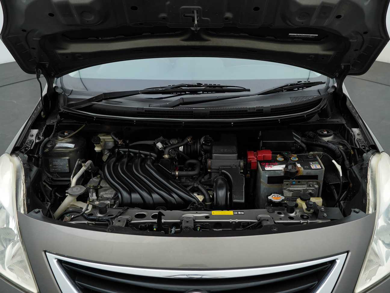 terpakai 2014 Nissan Almera VL 1.5