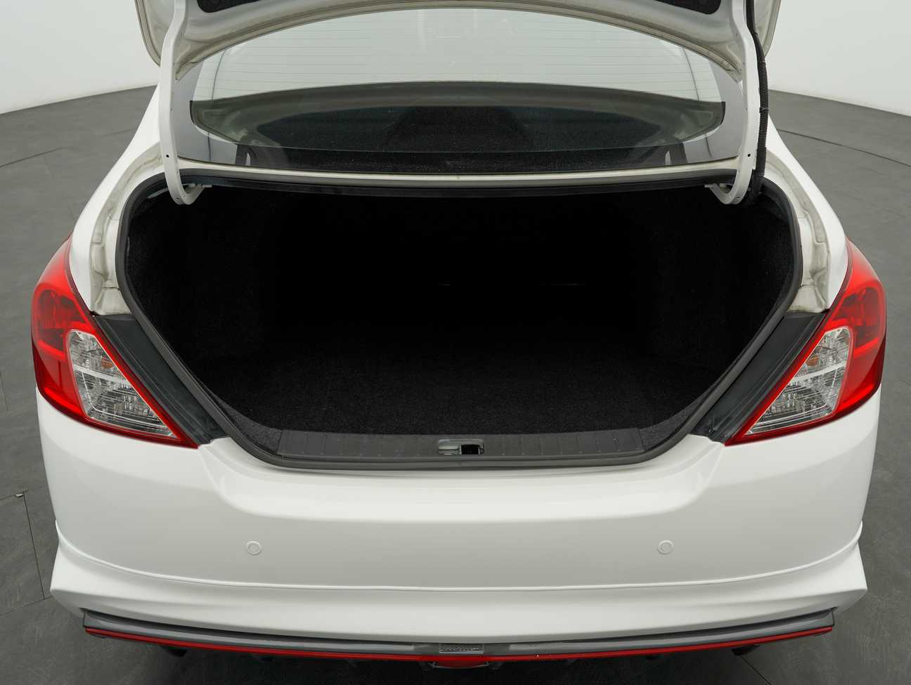 used 2016 Nissan Almera VL 1.5