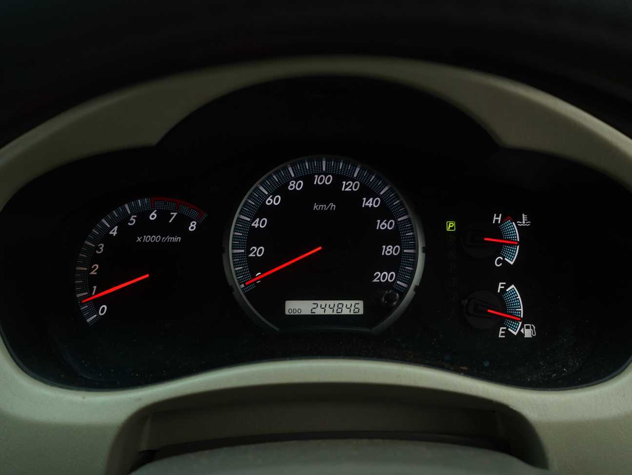 used 2012 Toyota Innova G 2.0