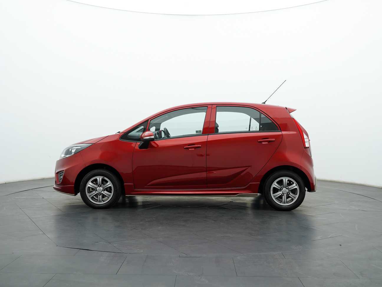 terpakai 2016 Proton Iriz Executive 1.3