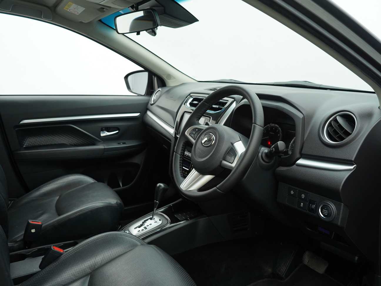 terpakai 2019 Perodua Aruz AV 1.5