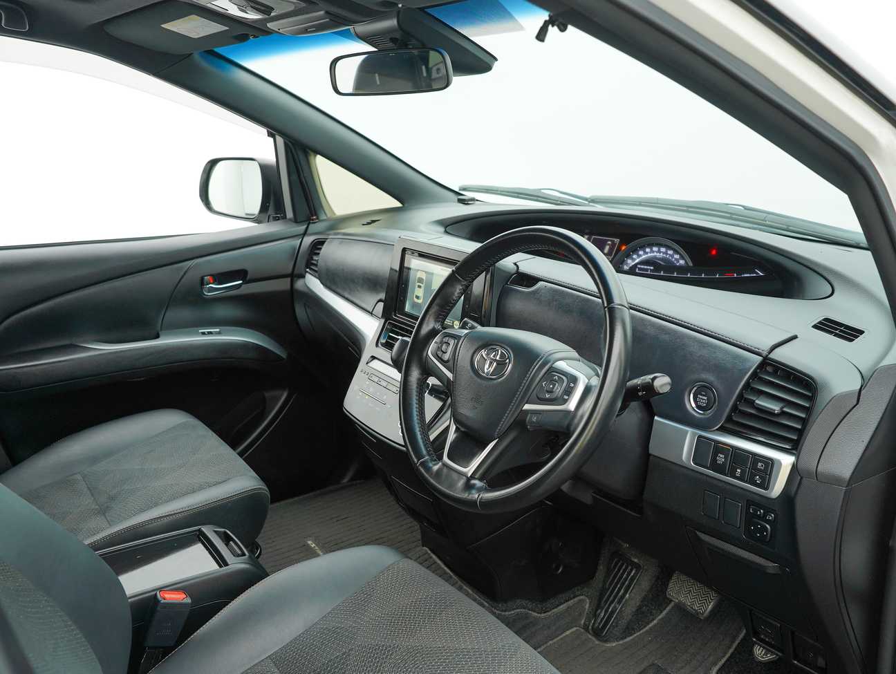 terpakai 2017 Toyota ESTIMA DBA-ACR50W 2.4