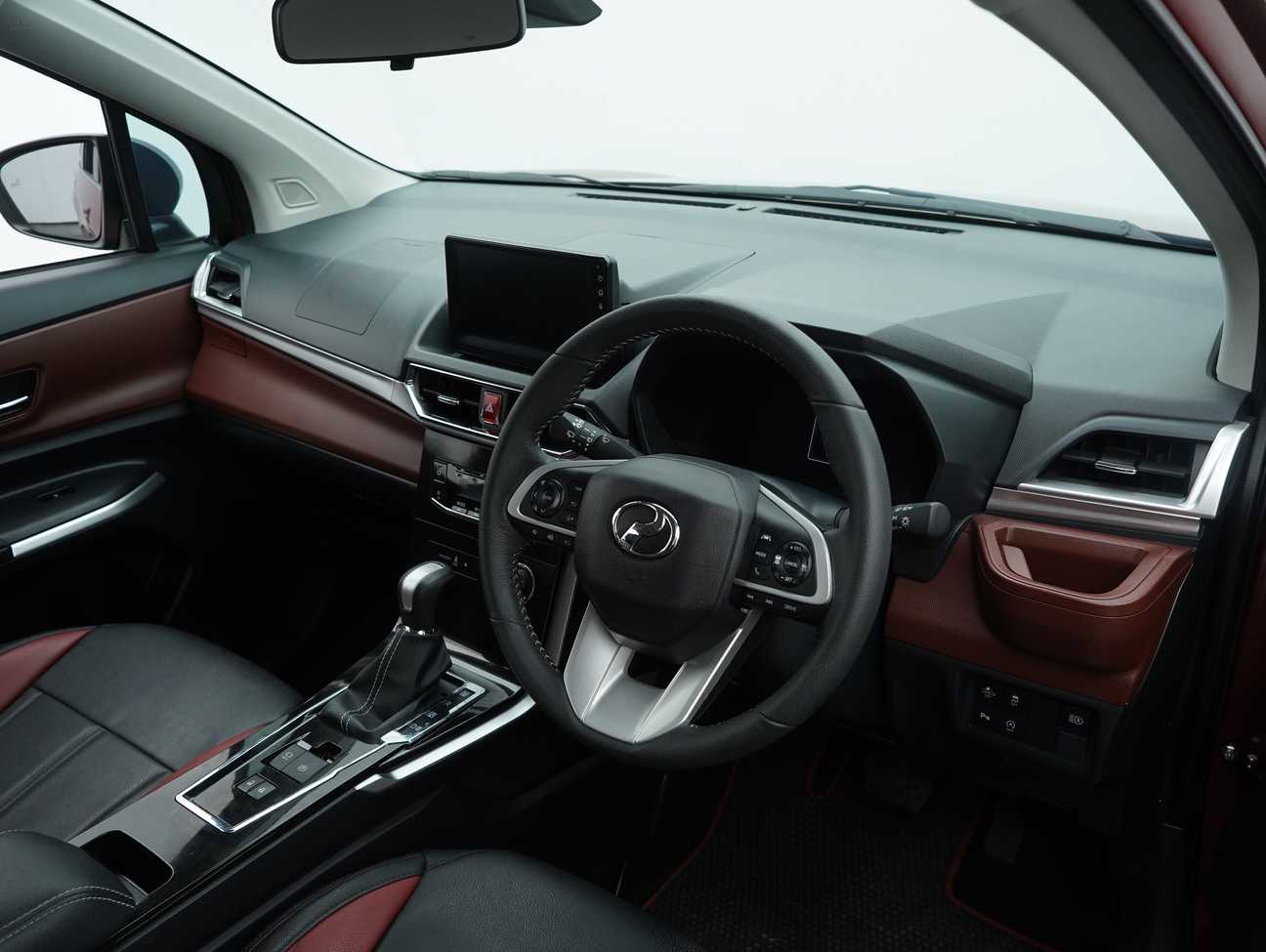 used 2025 Perodua Alza AV 1.5