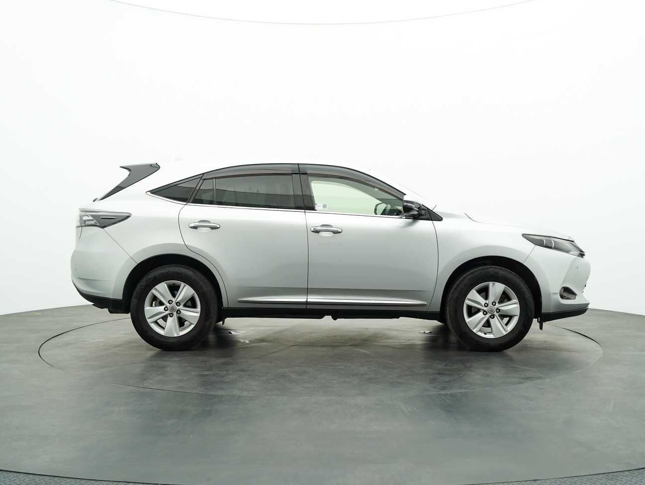 used 2015 Toyota HARRIER DBA-ZSU60W 2.0