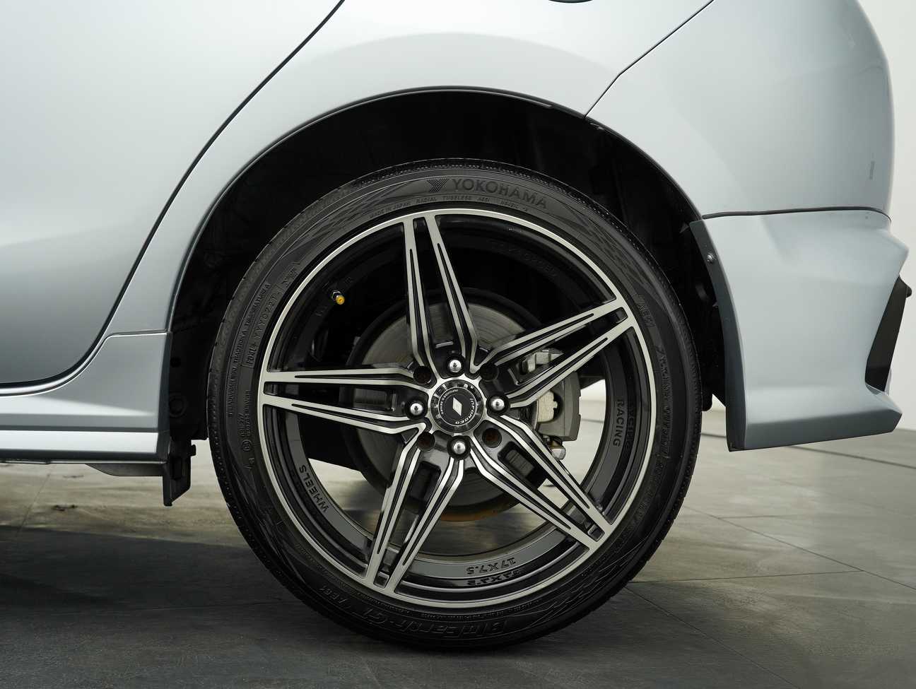 terpakai 2021 Toyota Yaris G 1.5