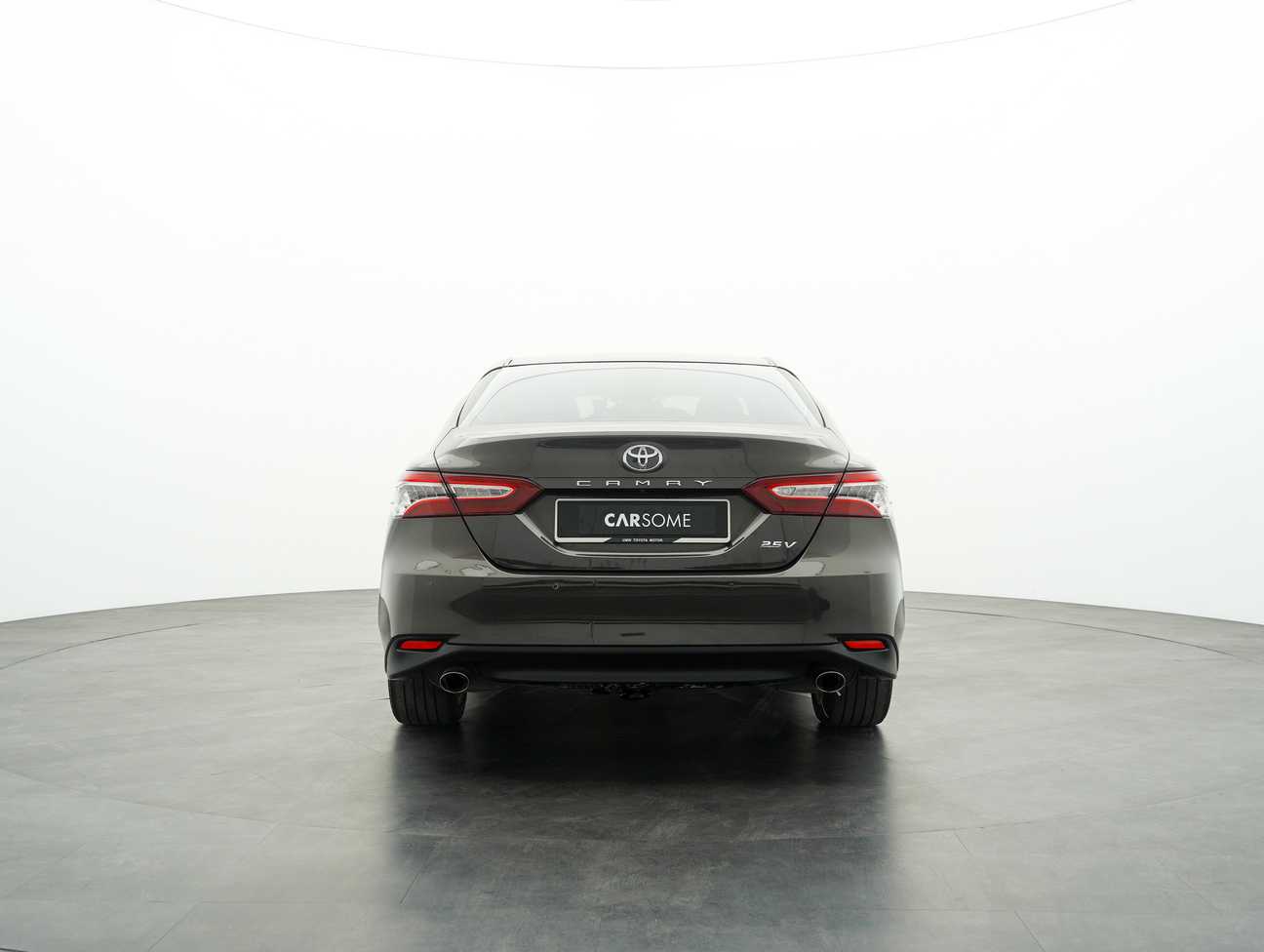 terpakai 2019 Toyota CAMRY V 2.5