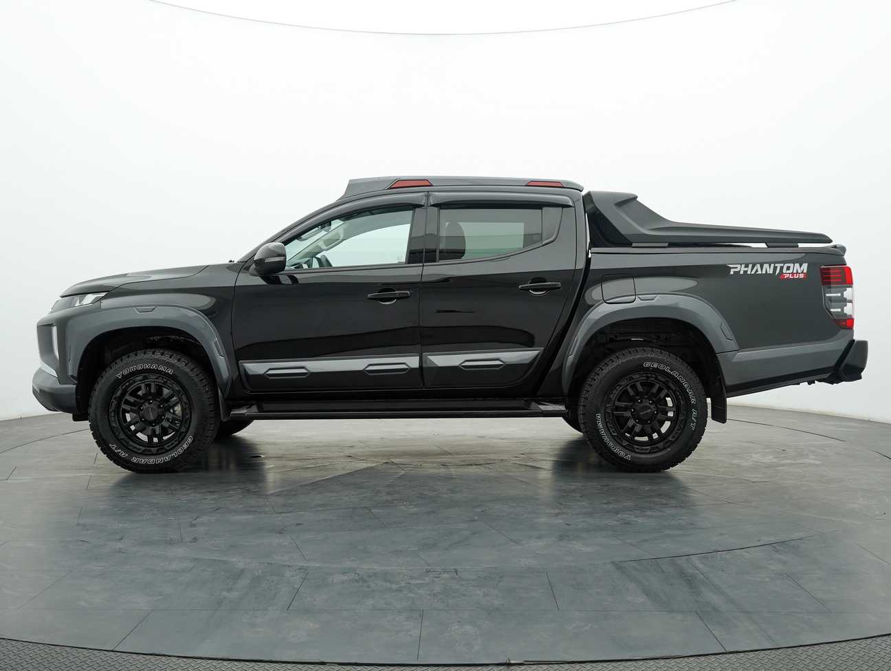 used 2022 Mitsubishi Triton Phantom Plus Dual Cab 4X4 2.4