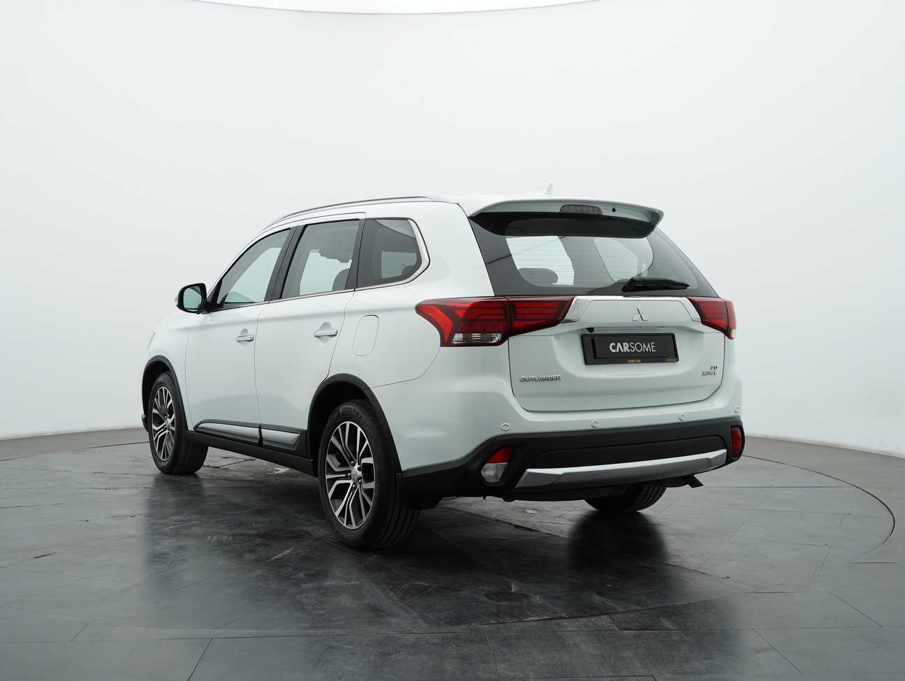 used 2018 Mitsubishi Outlander  2.0