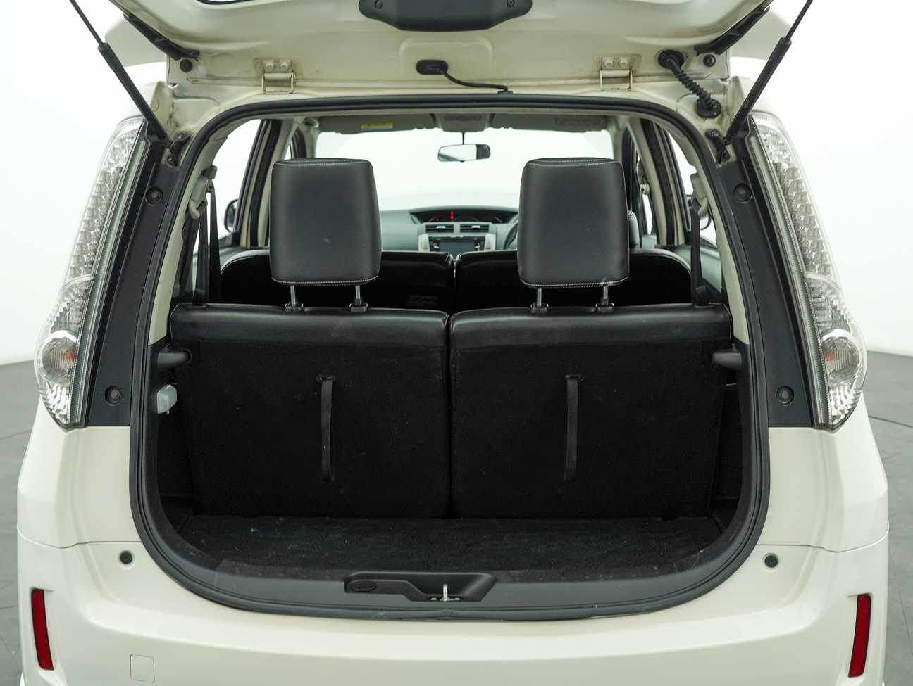 used 2014 Perodua Alza Advance 1.5