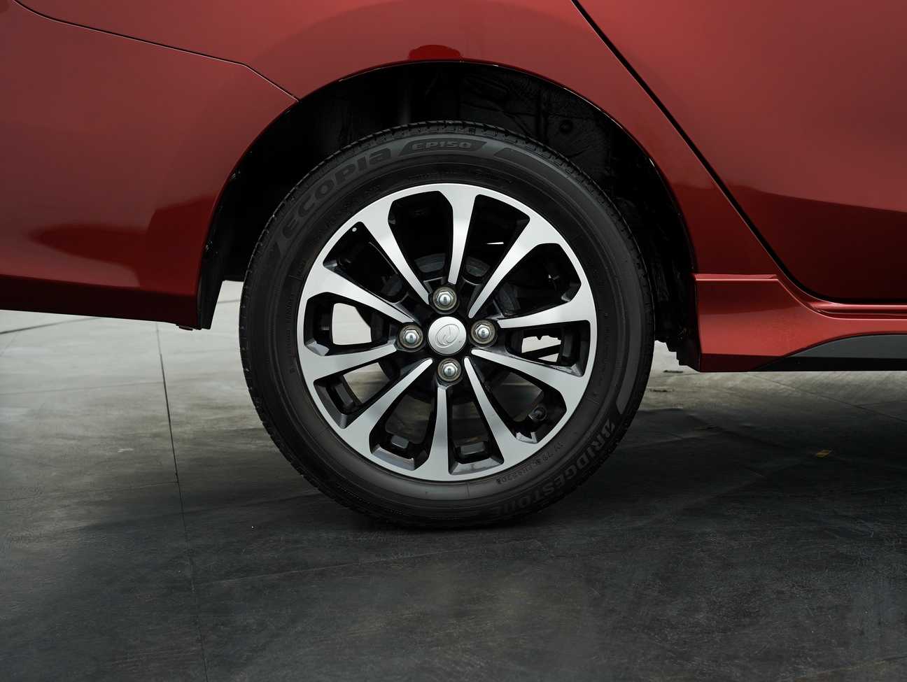 terpakai 2021 Perodua Bezza Advance 1.3