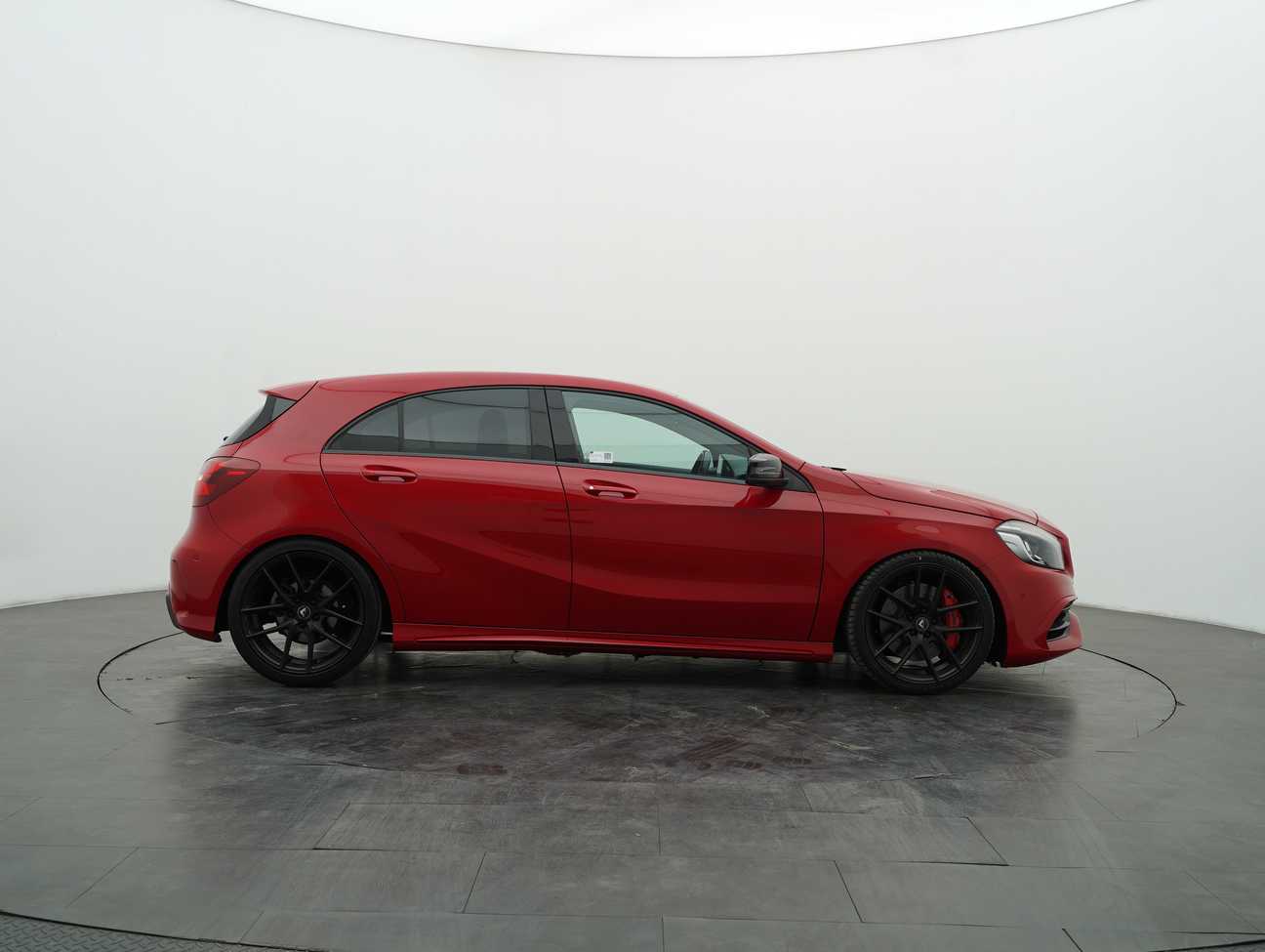 terpakai 2016 Mercedes-Benz A200  1.6