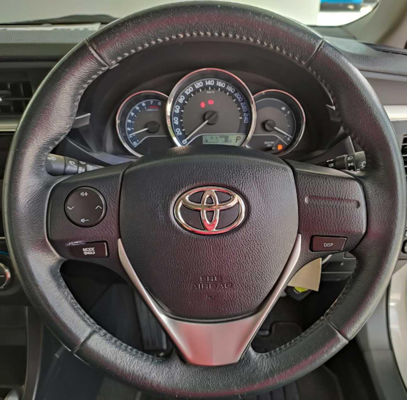 used 2014 Toyota COROLLA ALTIS E 1.8