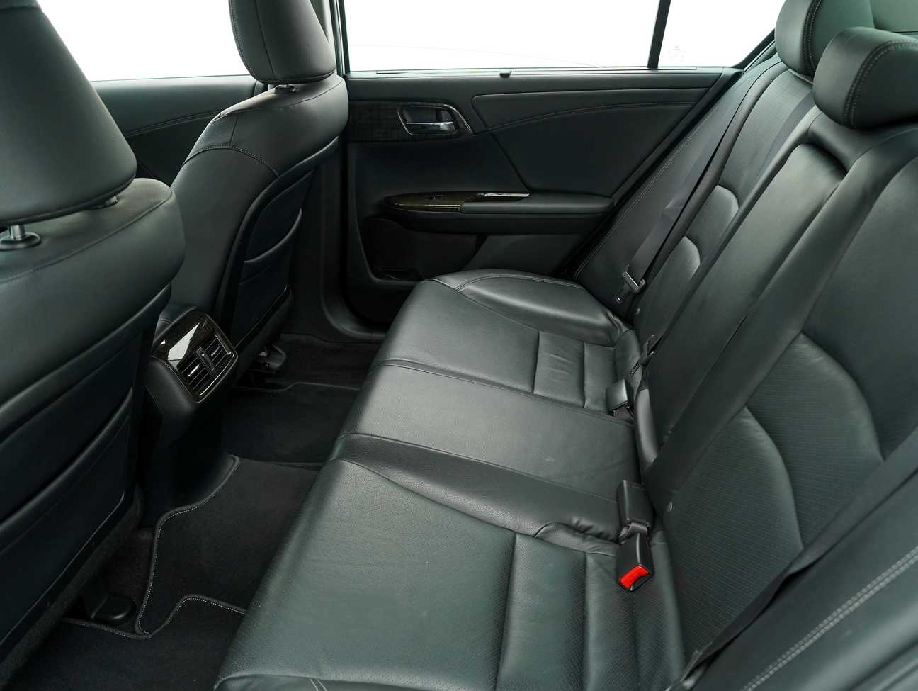 terpakai 2016 Honda Accord VTi-L 2.0