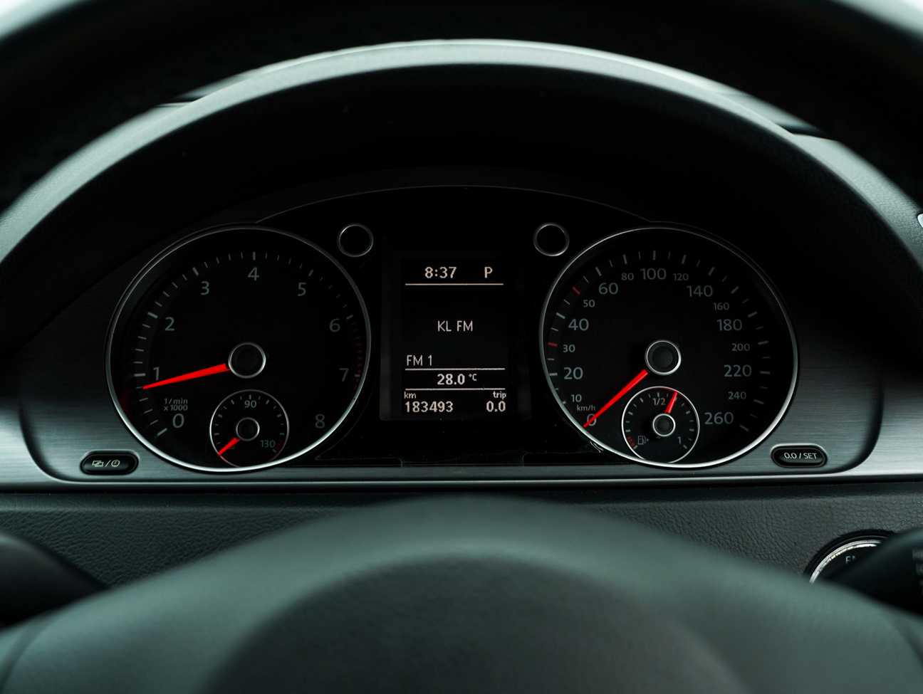 terpakai 2012 Volkswagen Passat TSI 1.8