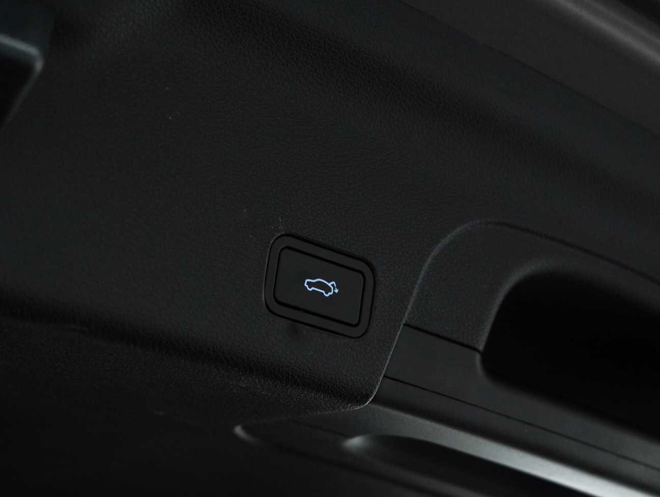 used 2020 Proton X70 TGDI Premium 1.8