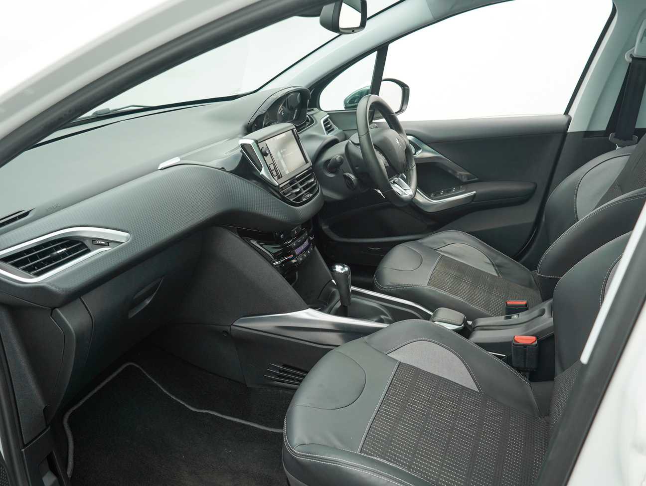 used 2015 Peugeot 2008 VTi 1.6