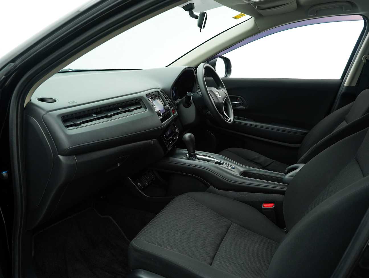 terpakai 2015 Honda HR-V i-VTEC E 1.8