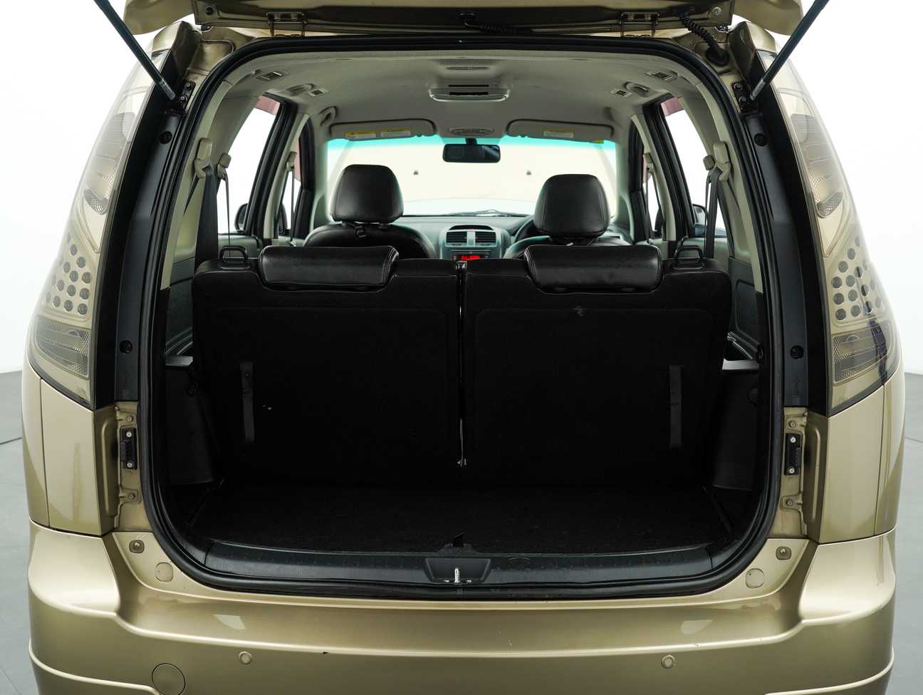 used 2012 Proton Exora Bold CFE Premium 1.6