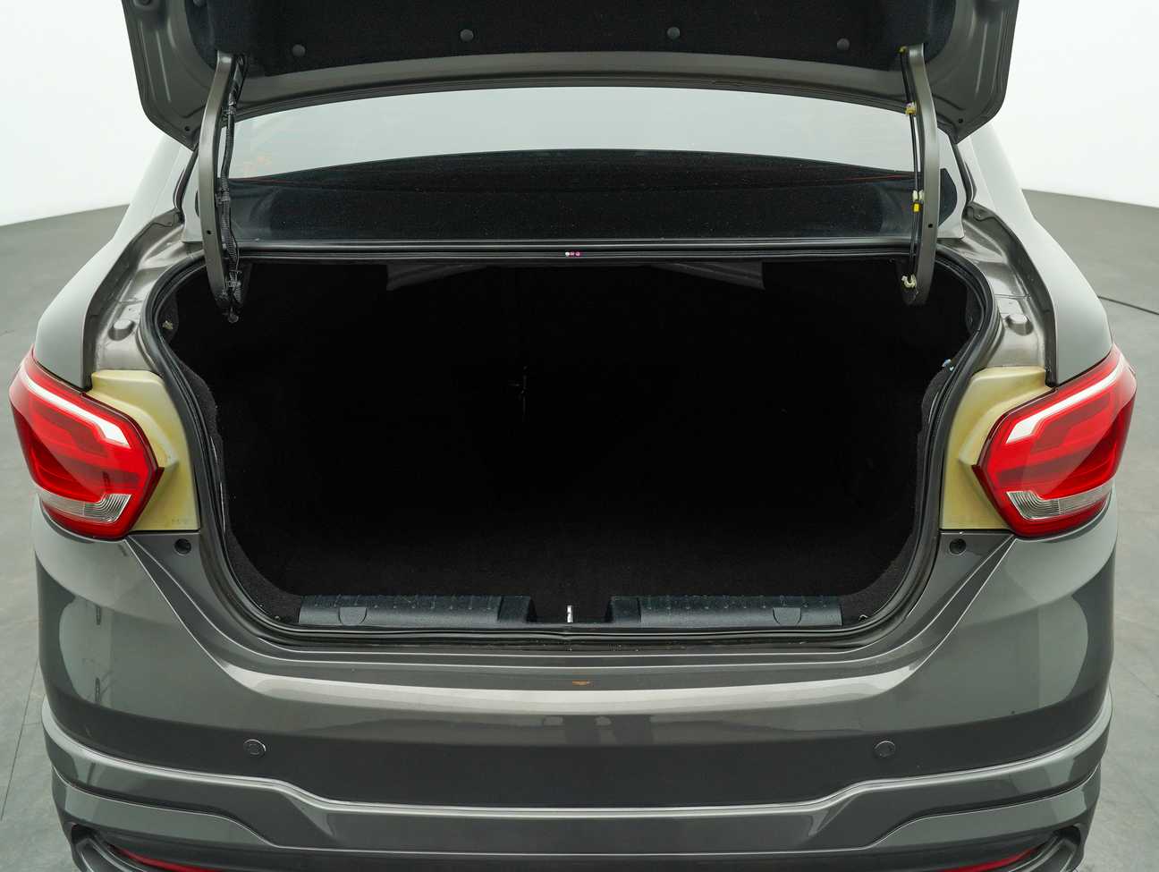 terpakai 2016 Proton Persona Premium 1.6