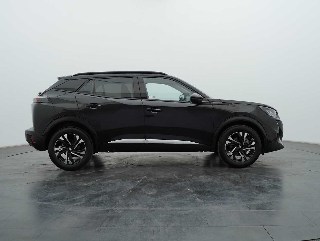used 2022 Peugeot 2008 Allure 1.2