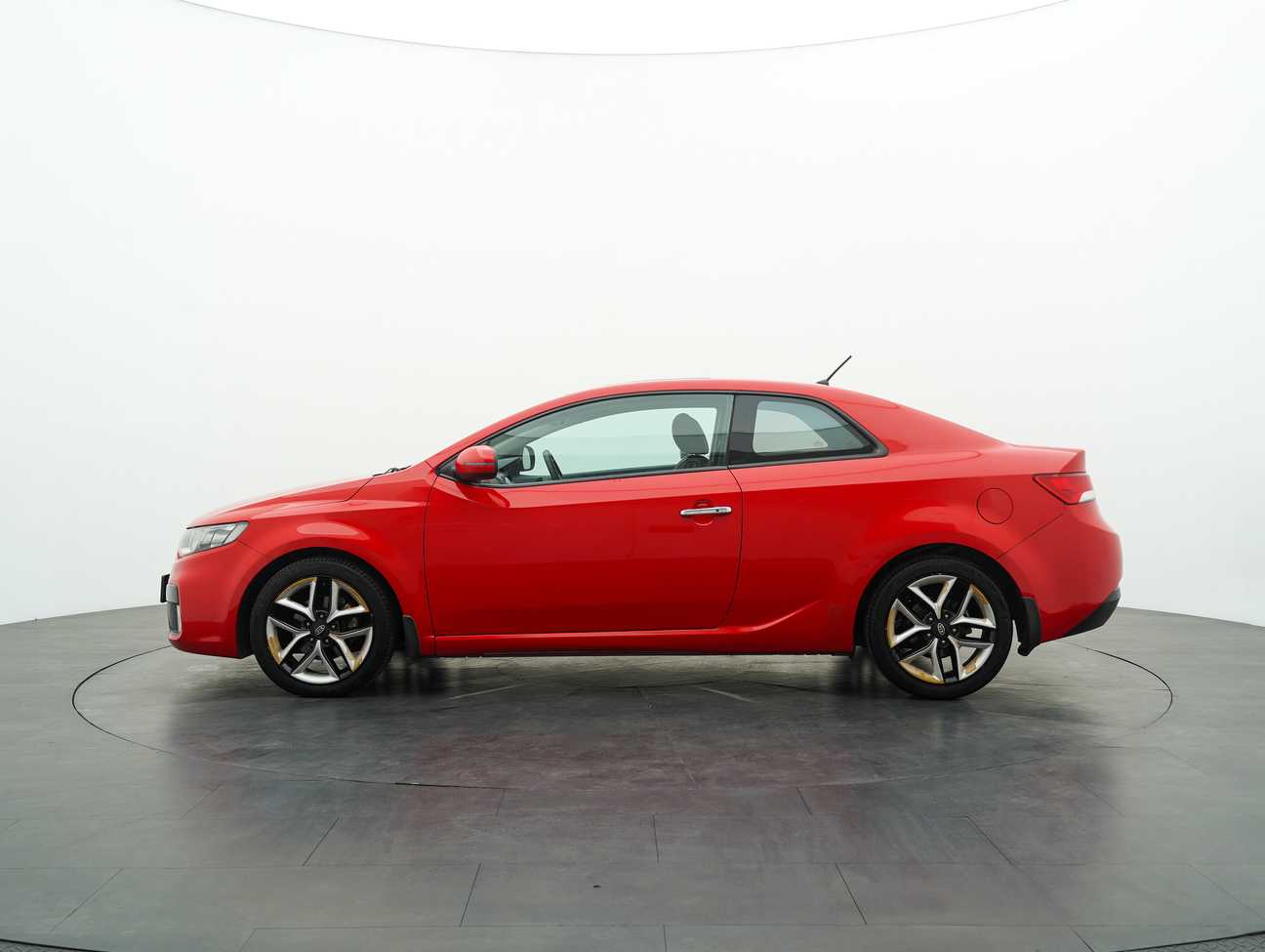 terpakai 2011 Kia Forte Koup 2.0