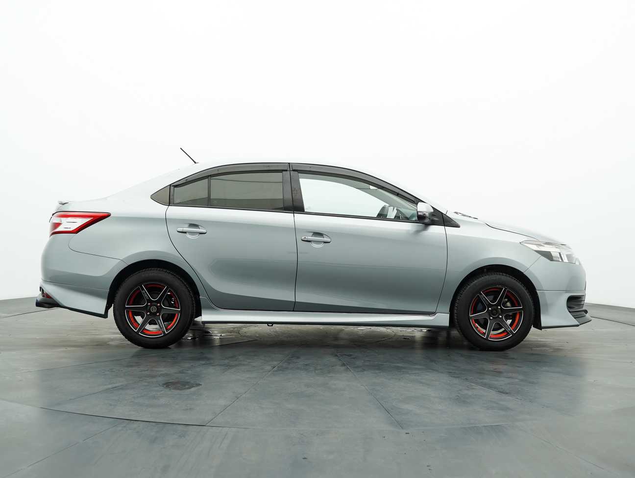 terpakai 2014 Toyota VIOS E 1.5