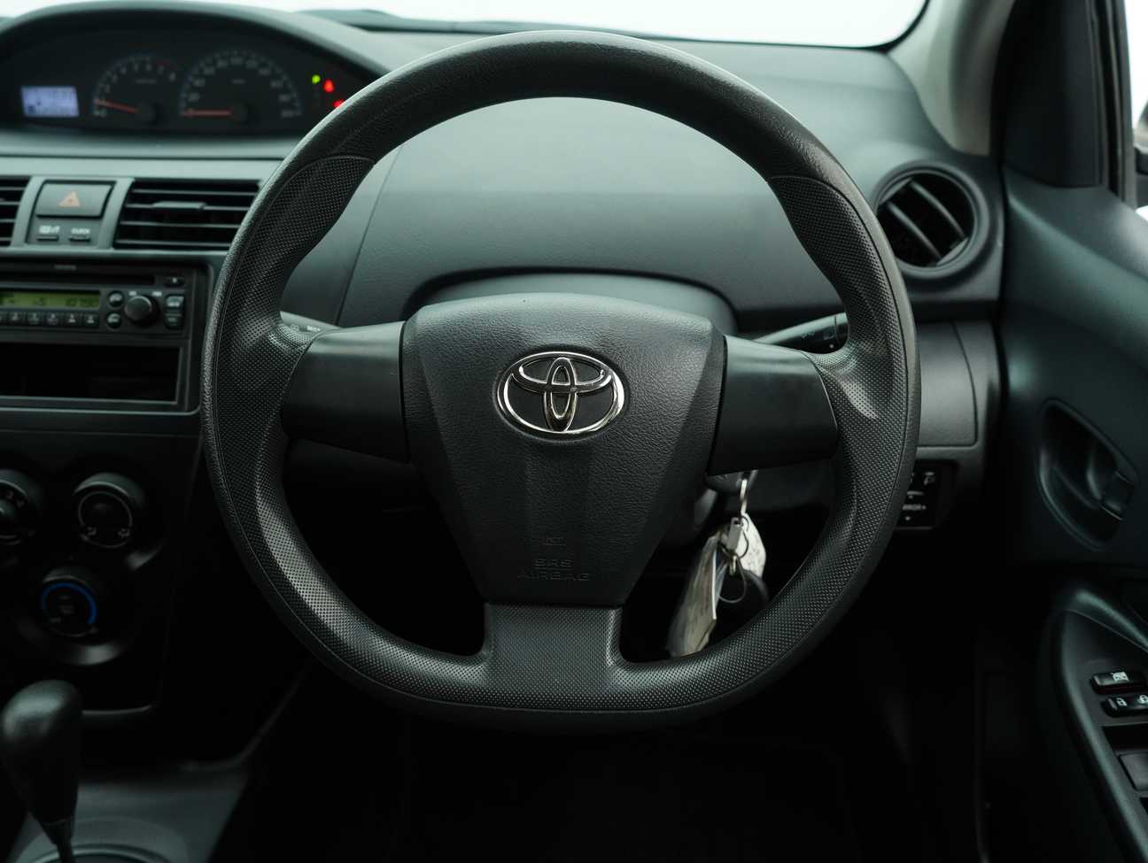 terpakai 2012 Toyota Vios J 1.5