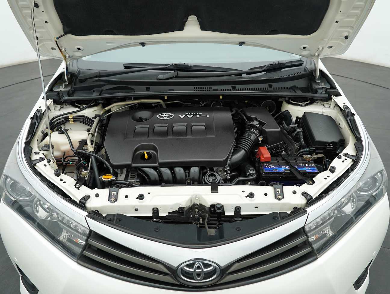 used 2014 Toyota Corolla Altis V 2.0