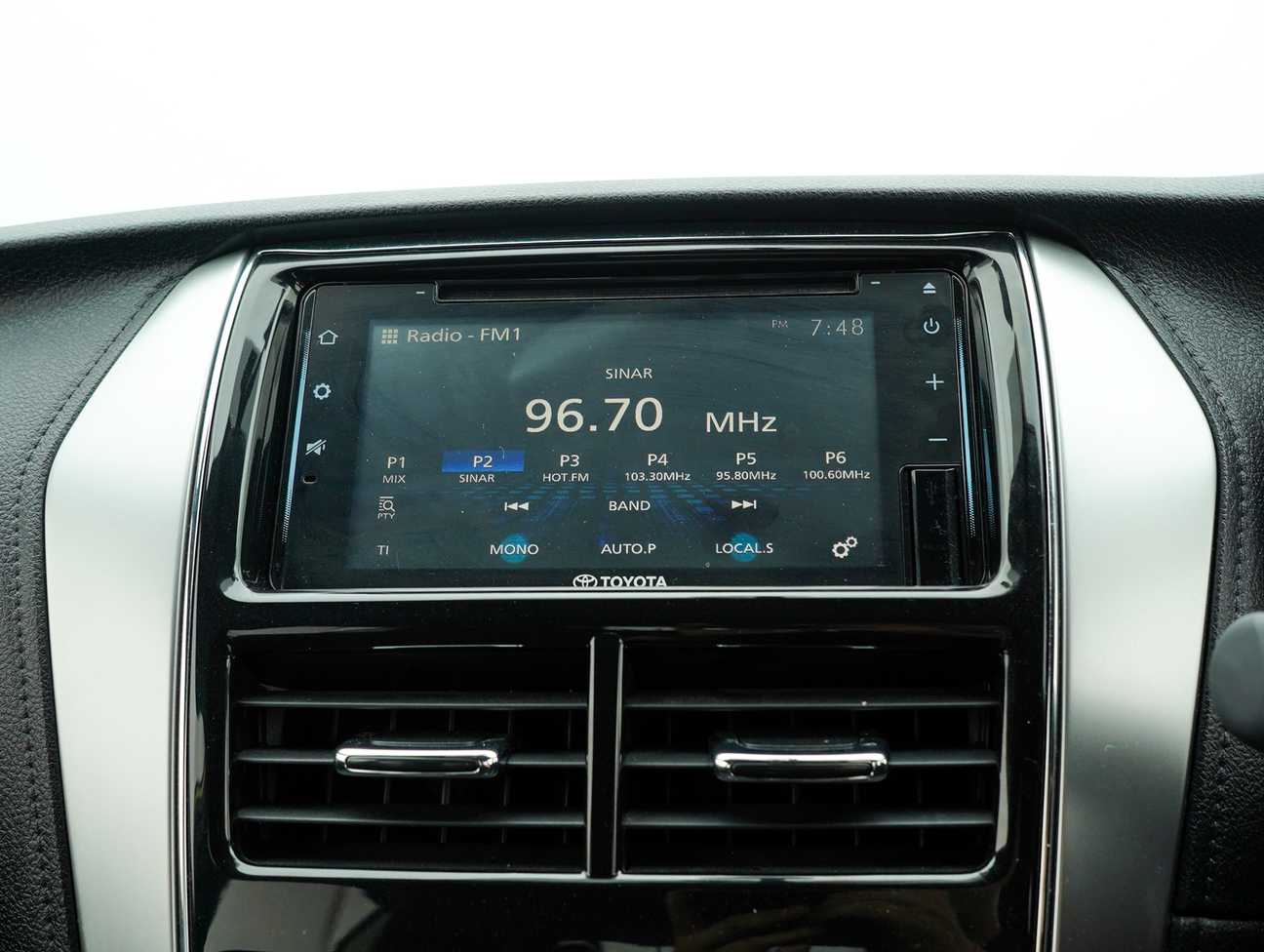 used 2019 Toyota YARIS E 1.5