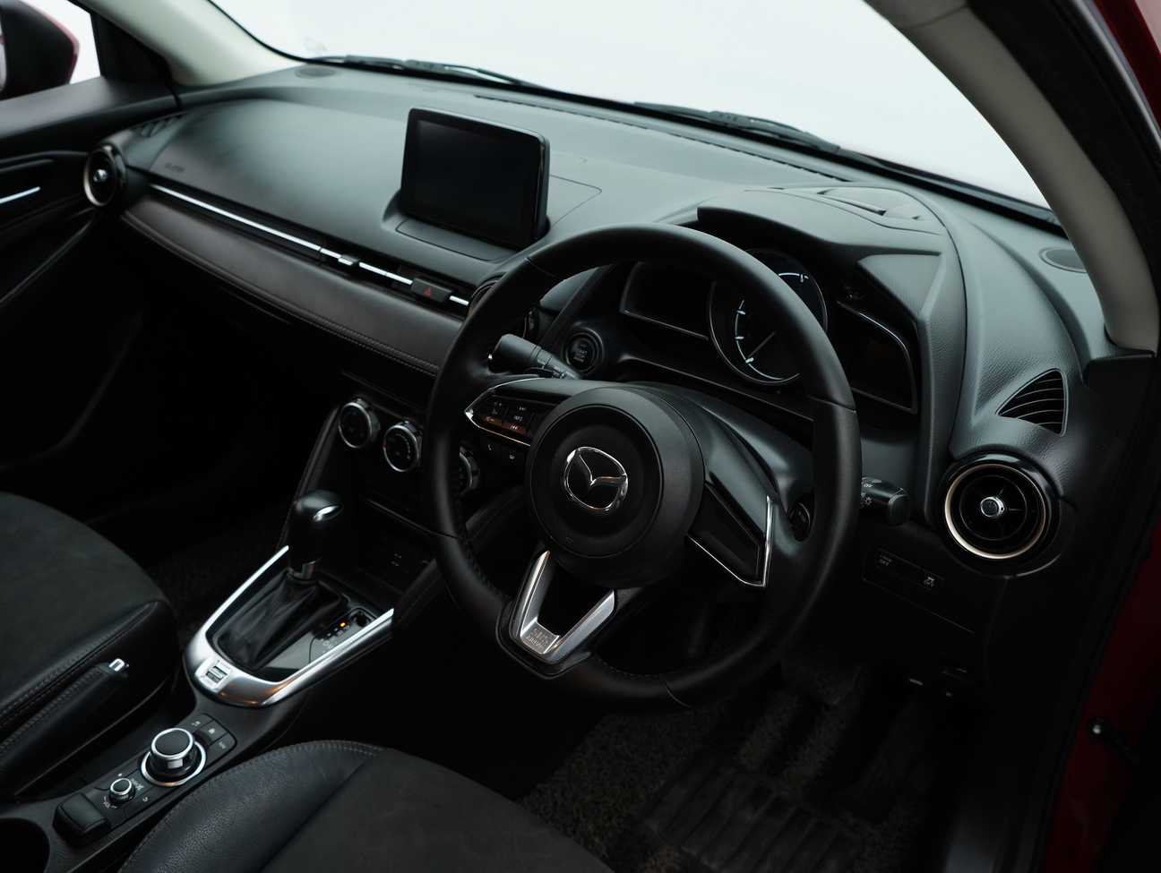 terpakai 2018 Mazda 2 SKYACTIV-G (LED Headlight with DRL) 1.5