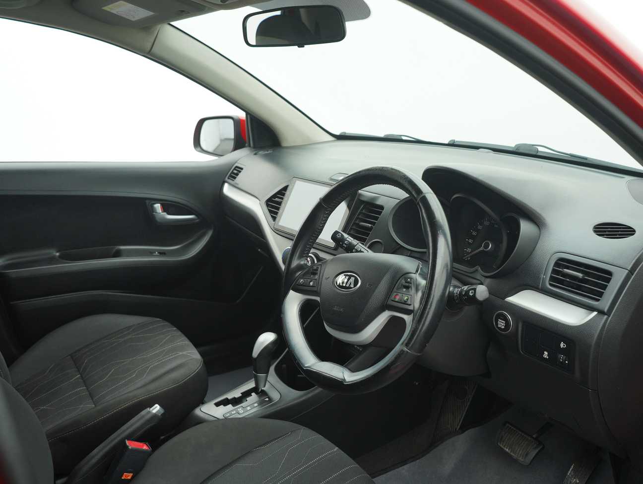 terpakai 2014 Kia Picanto  1.2