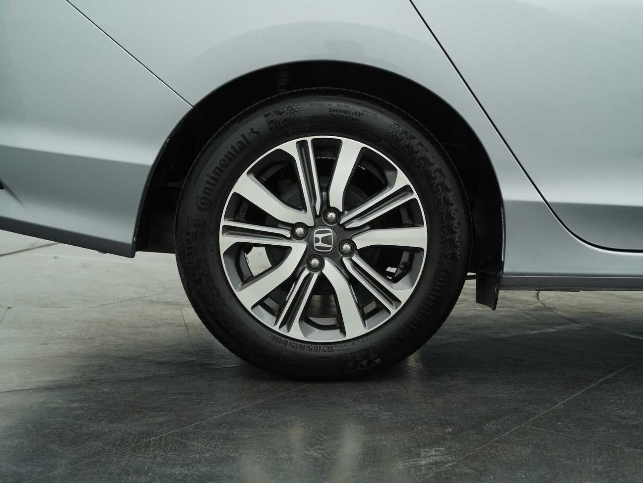 terpakai 2019 Honda City E i-VTEC 1.5