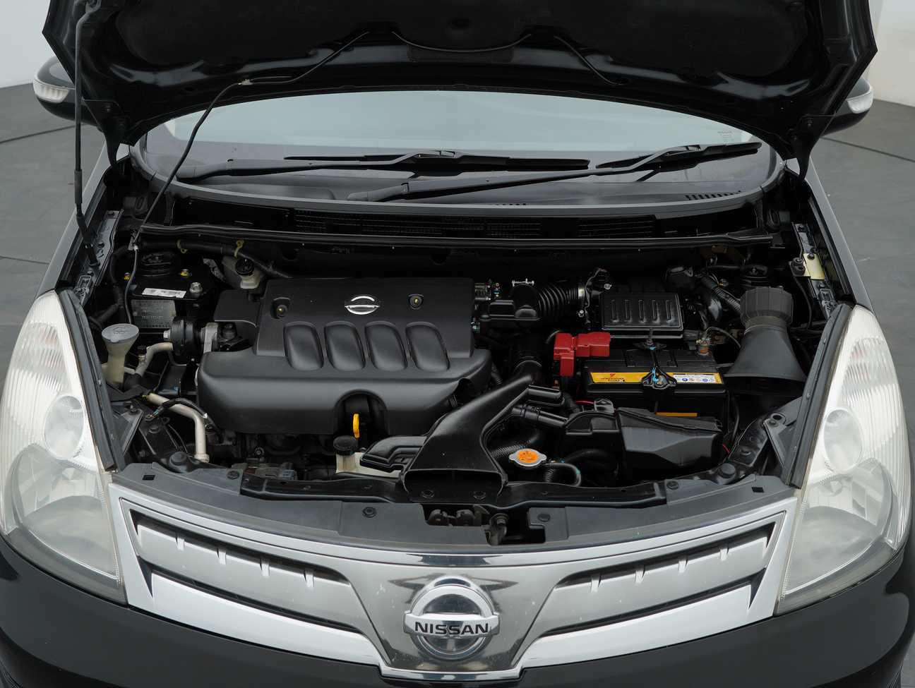used 2013 Nissan Grand Livina Comfort 1.8