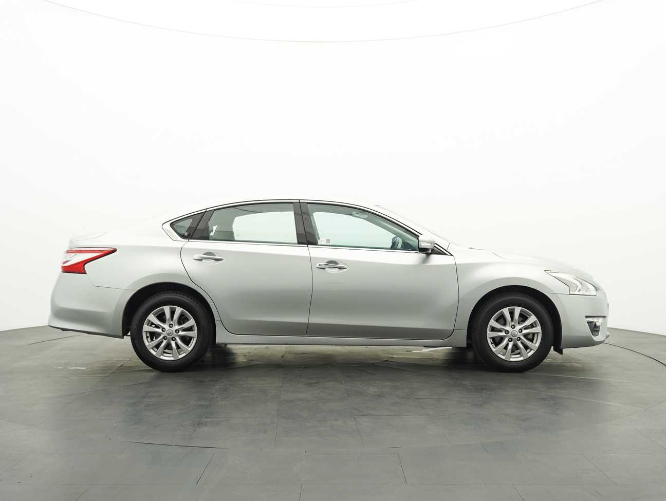used 2015 Nissan Teana XE 2.0