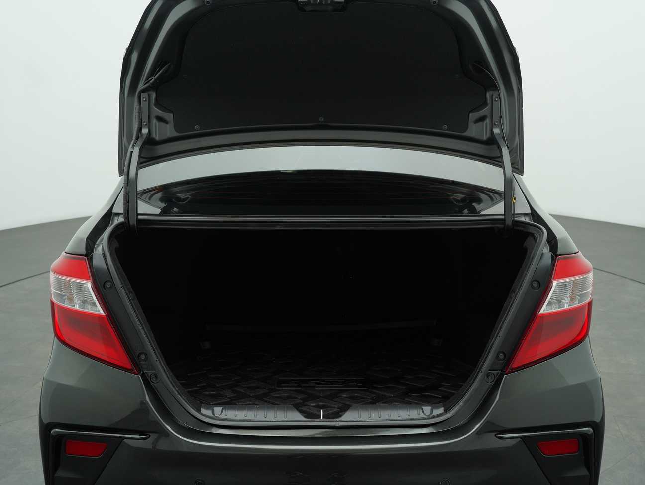 used 2021 Perodua Bezza Advance 1.3