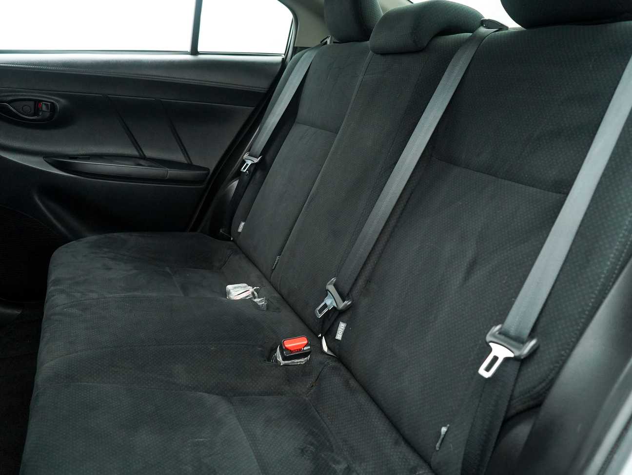 terpakai 2014 Toyota Vios J 1.5