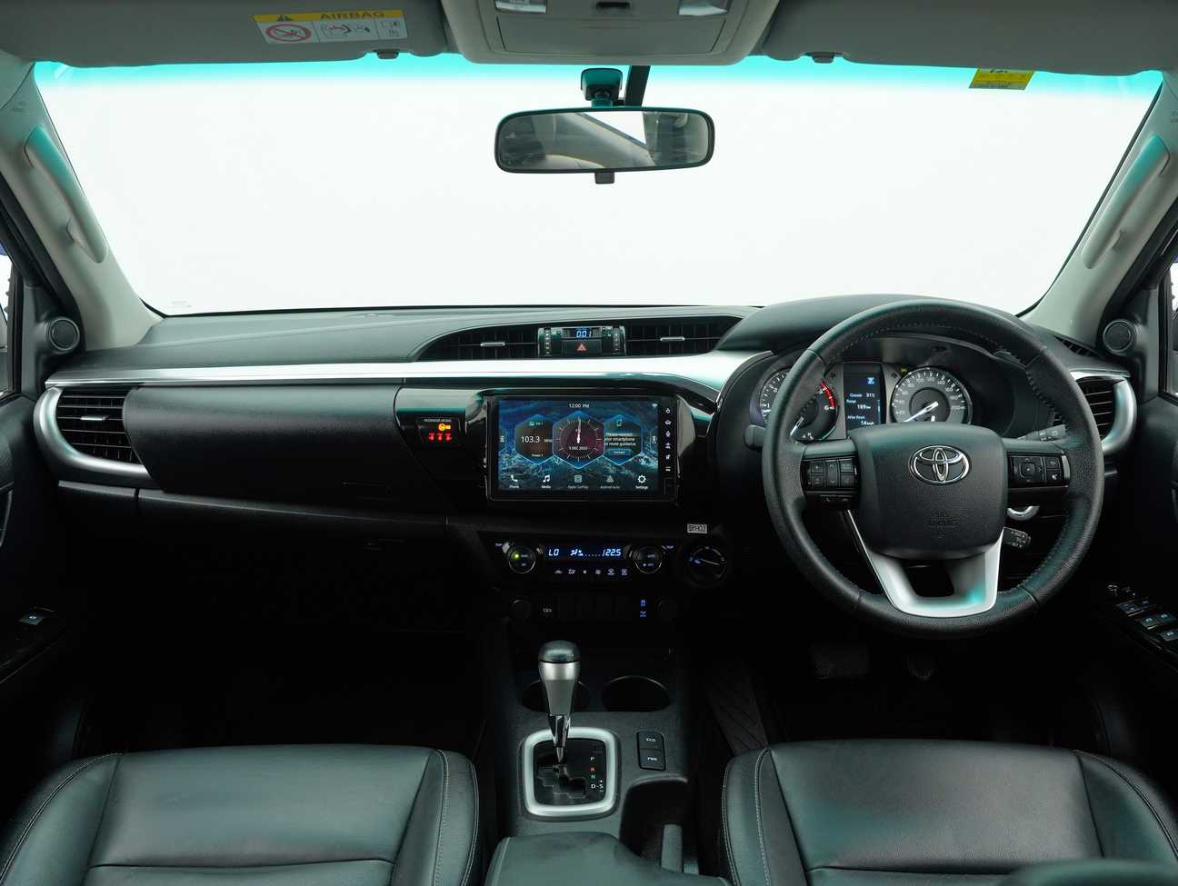 used 2023 Toyota Hilux V Dual Cab 2.4