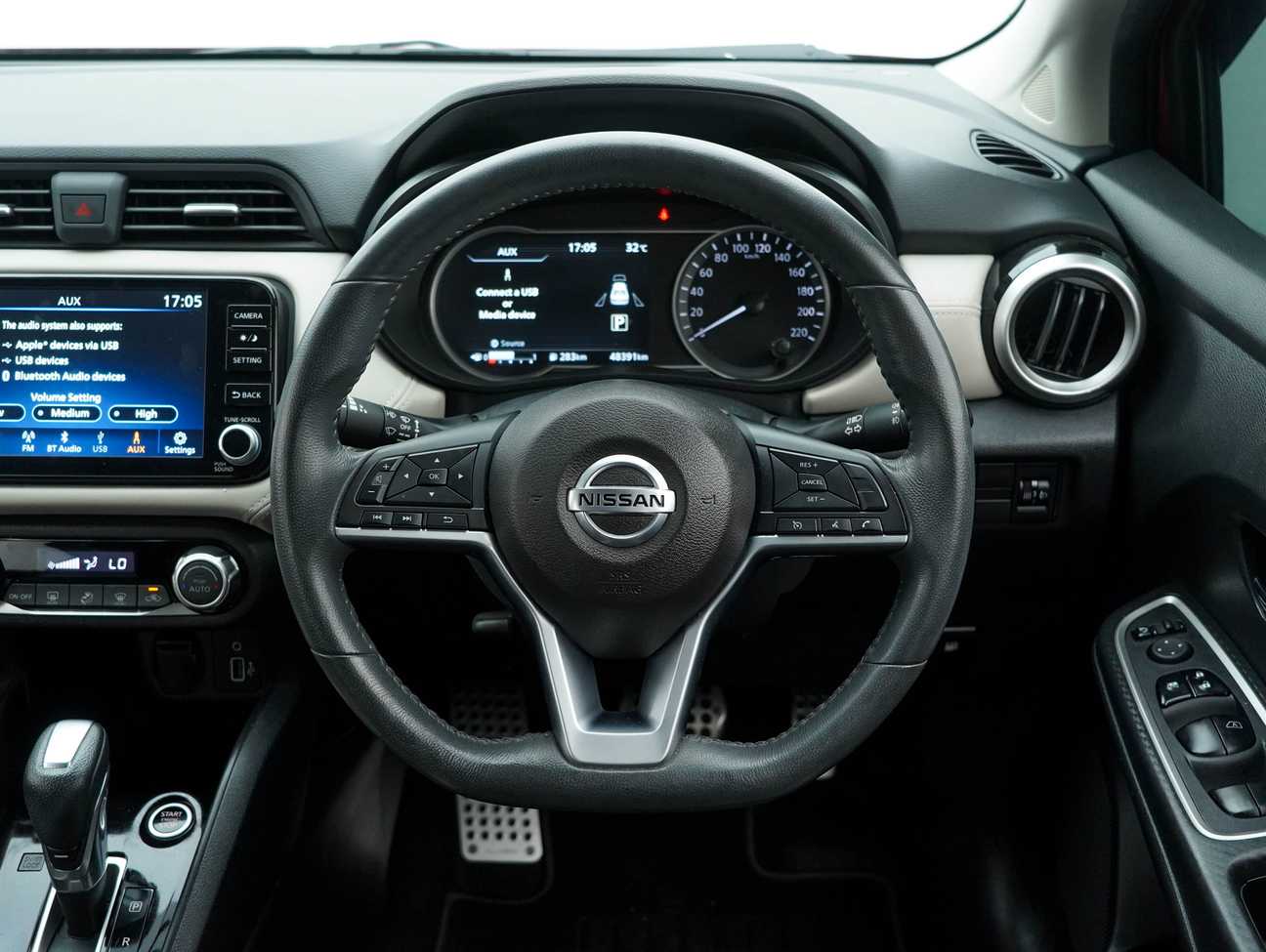 used 2023 Nissan Almera VLT 1.0