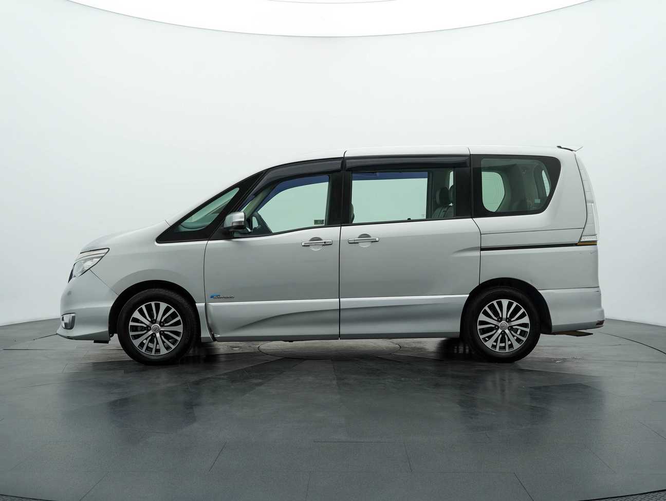 used 2015 Nissan Serena S-Hybrid High-Way Star 2.0