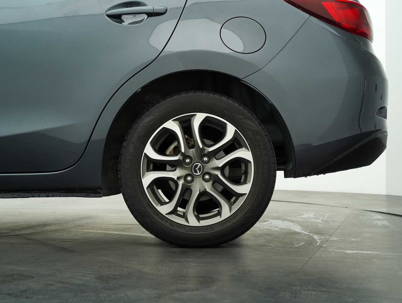 terpakai 2016 Mazda 2 SKYACTIV-G 1.5