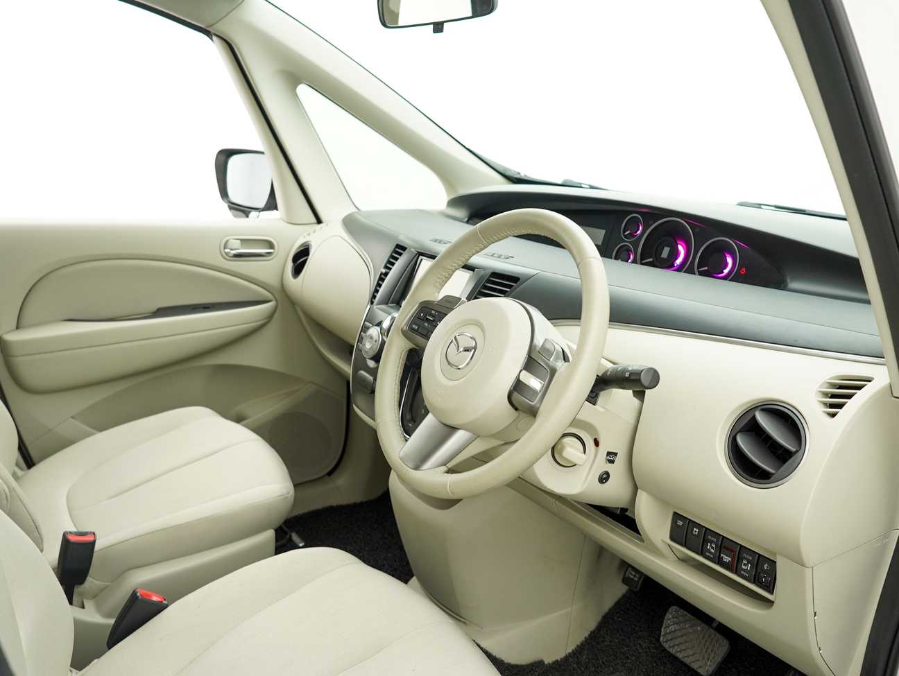 used 2014 Mazda Biante SKYACTIV-G 2.0